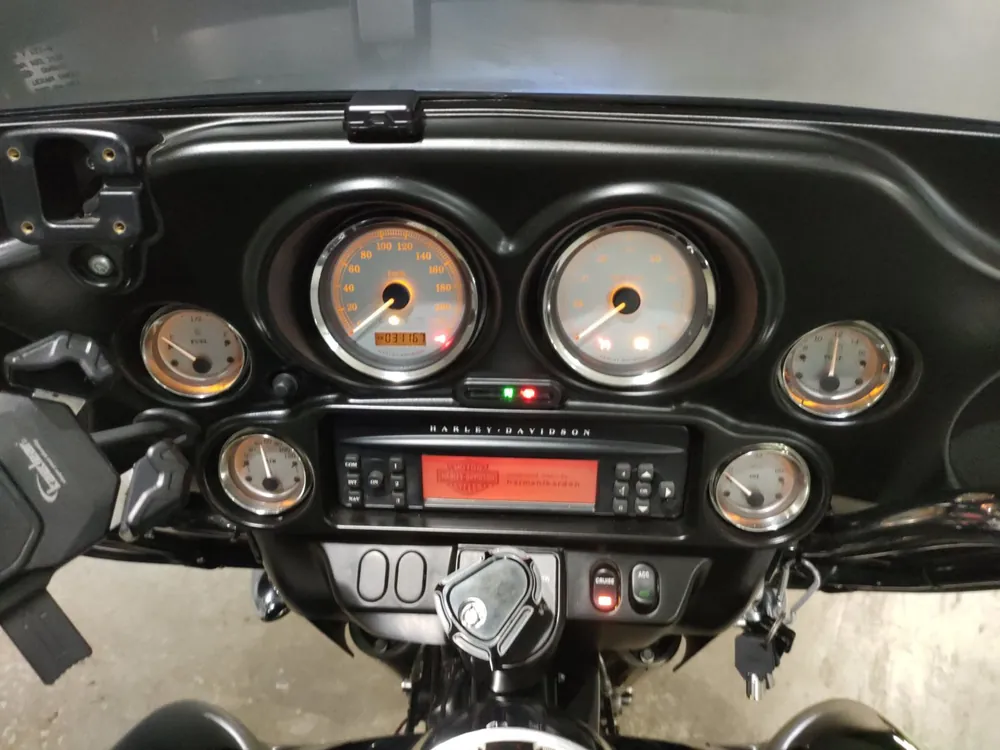 Harley-Davidson Street Glide FLHX1580 2010, чёрный, фото 5