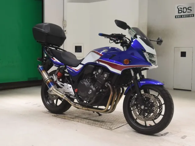 Honda CB400SB 2022, white | red | blue, фото 3