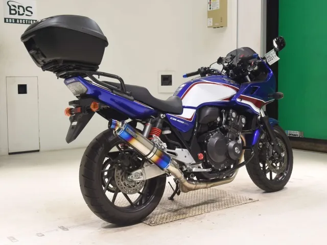 Honda CB400SB 2022, white | red | blue, фото 5
