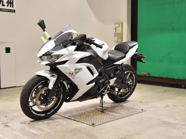 Kawasaki Ninja650A 2020, белый, фото 4