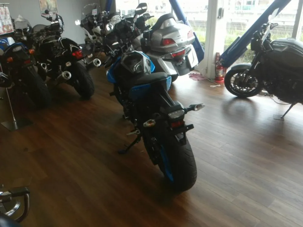 Suzuki Gsx-8T 2024, синий, фото 5
