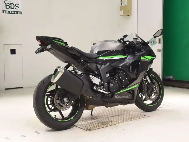 Kawasaki Zx-6Ra 2025, black | gunmetal, фото 5