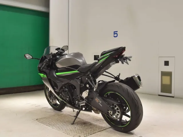 Kawasaki Zx-6Ra 2025, black | gunmetal, фото 6