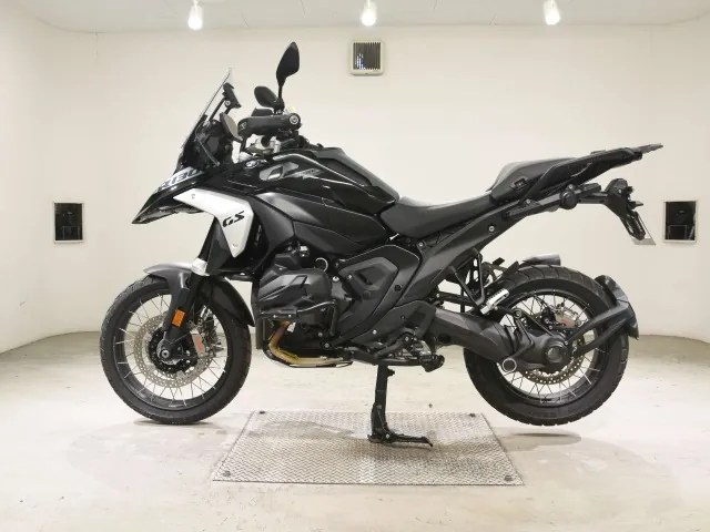 BMW R1300GS 2024, чёрный, фото 2