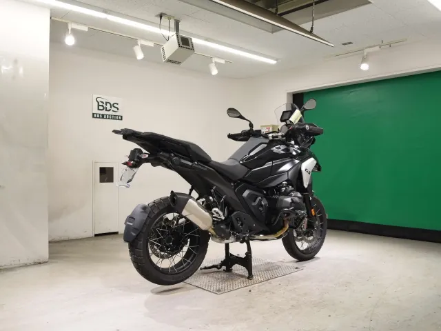 BMW R1300GS 2024, чёрный, фото 5