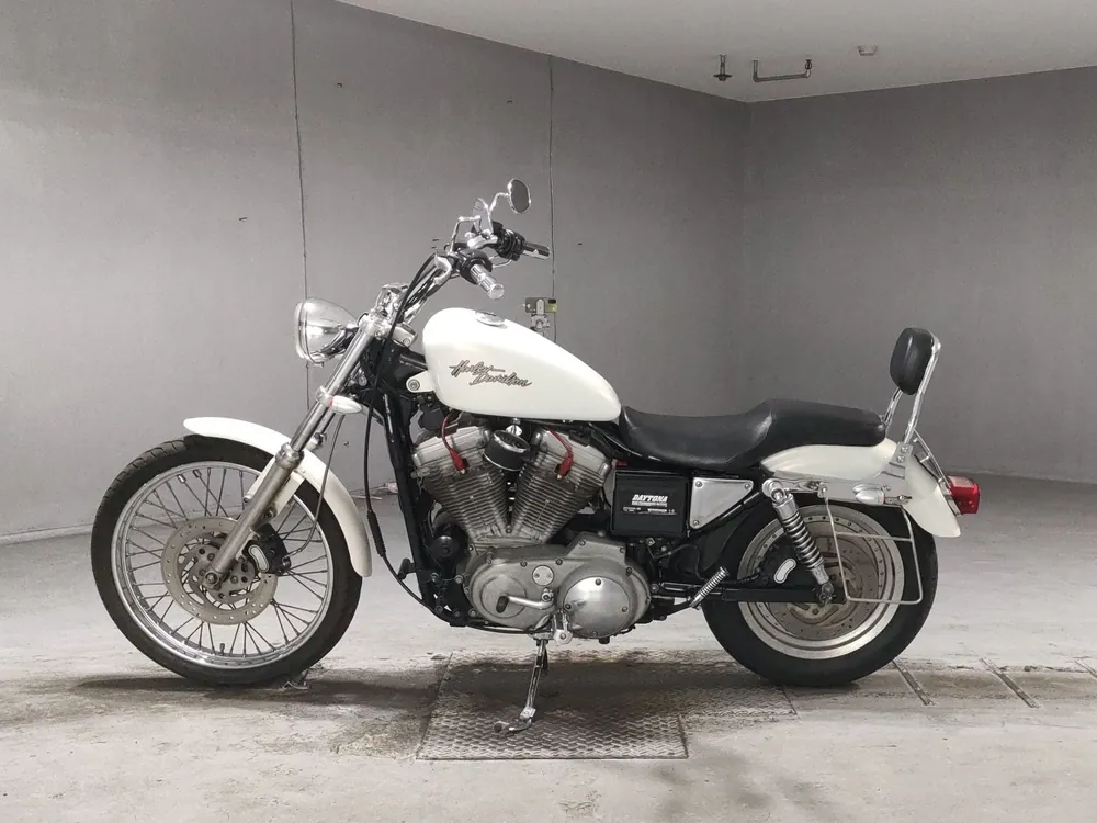 Harley-Davidson XL883C 2001, белый, фото 2