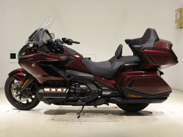 Honda GL1800, бордовый, фото 2