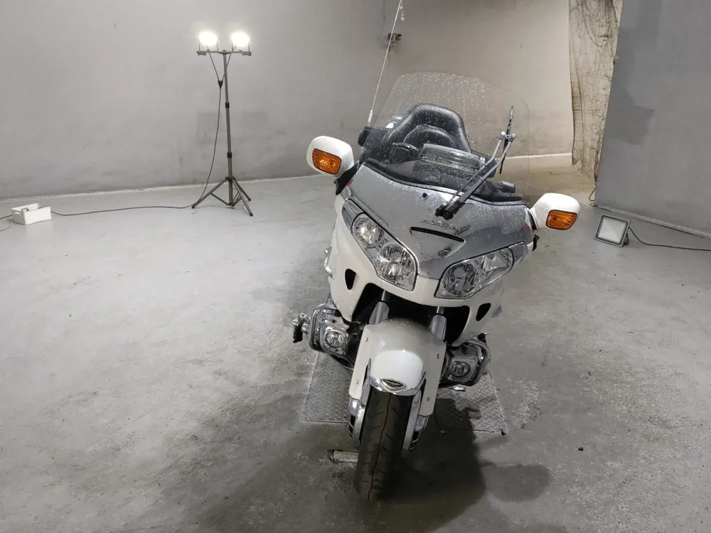 Honda GL1800 2006, белый, фото 3