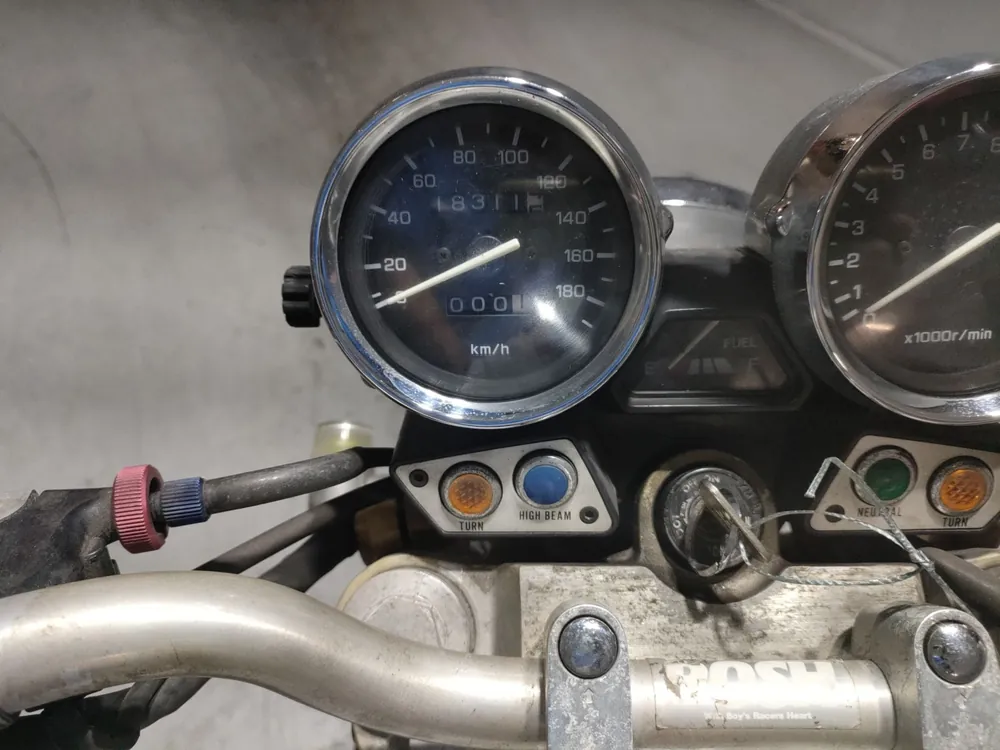 Yamaha XJR400R 1996, белый, фото 5