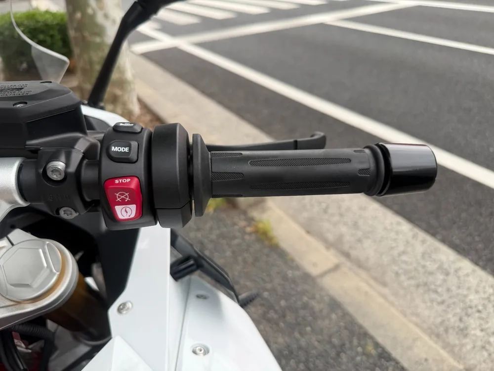 BMW R1250R 2021, белый, фото 12