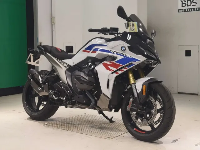 BMW R1300Rs Asa 2026, white | red | blue, фото 3