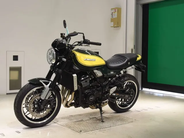 Kawasaki Z900RS 2023, зелёный, фото 4