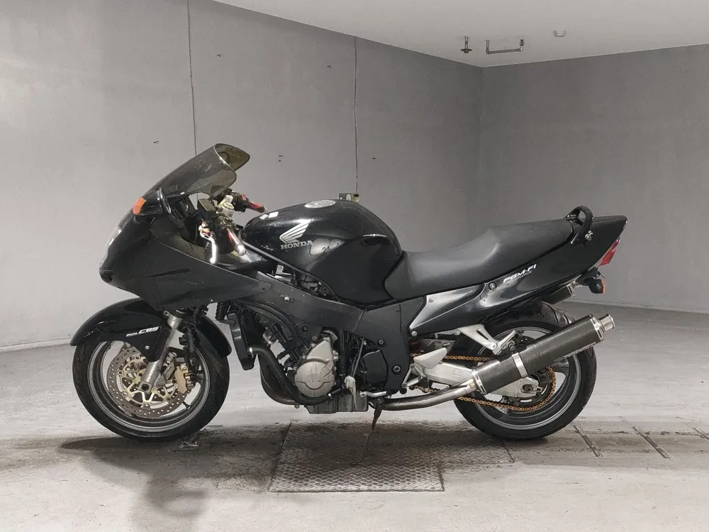 Honda CBR1100XX SC35 из Японии, фото 2