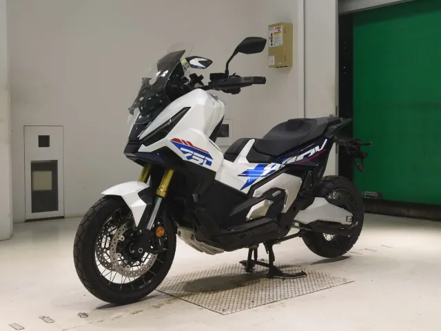Honda X-ADV750 2026, white | navy blue, фото 4