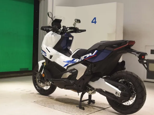 Honda X-ADV750 2026, white | navy blue, фото 6
