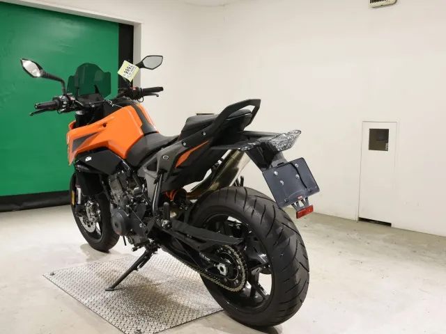 KTM 790 Duke 2024, black | orange, фото 6