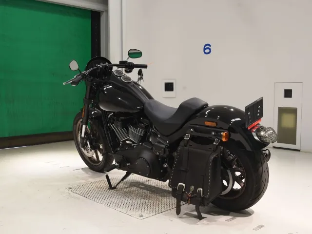Harley-Davidson FXLRS1870 2021, чёрный, фото 6