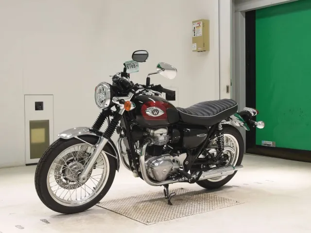 Kawasaki W800-2 2025, red | black, фото 4