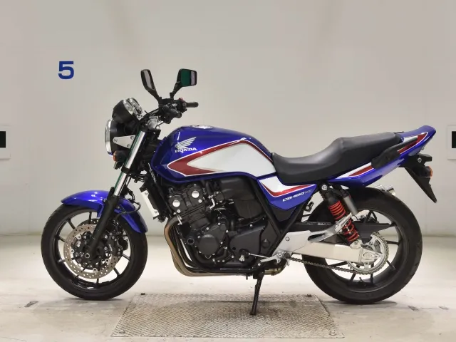 Honda CB400SB 2022, white | red | blue, фото 2
