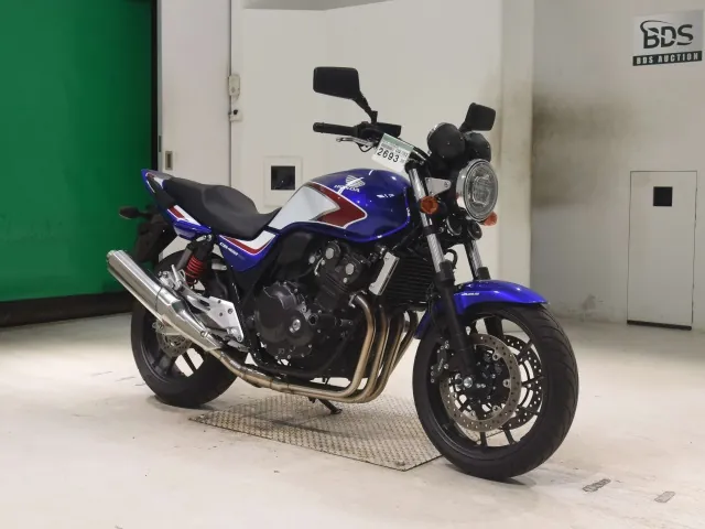 Honda CB400SB 2022, white | red | blue, фото 3