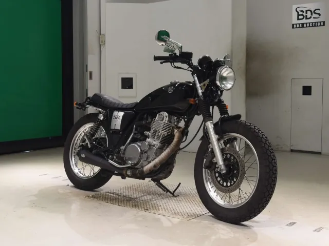 Yamaha SR400 2020, чёрный, фото 3