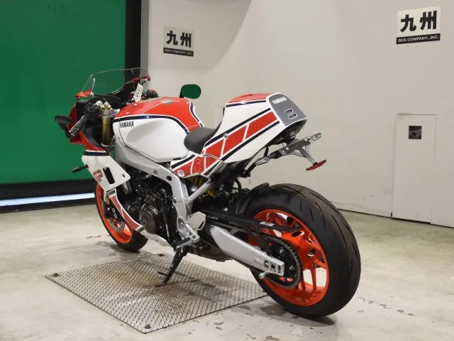 Yamaha Xsr900-2 2024, белый, красный, фото 6