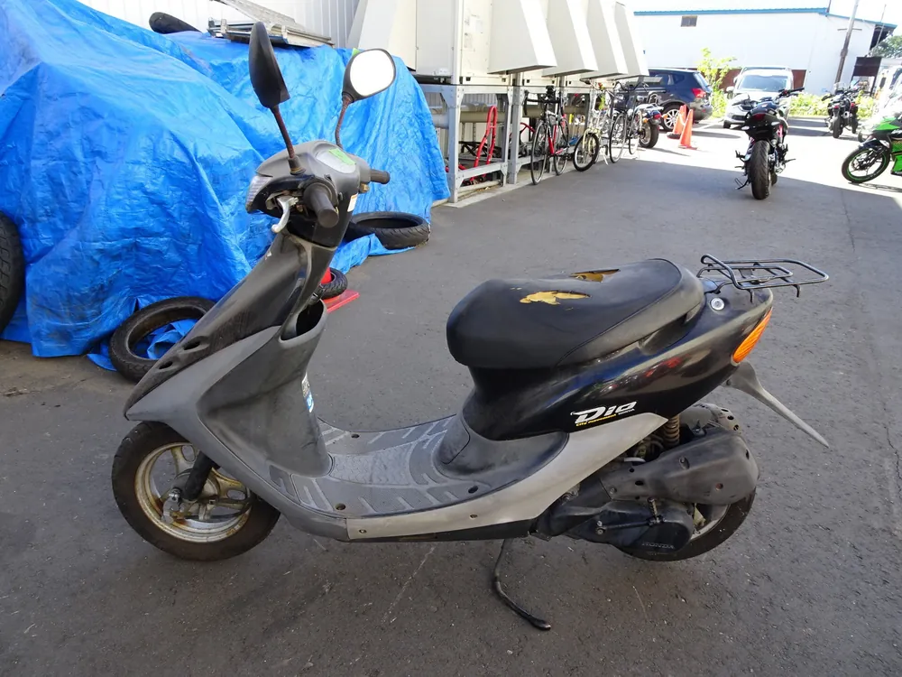 Honda Super Dio 2022, чёрный, зелёный, фото 2