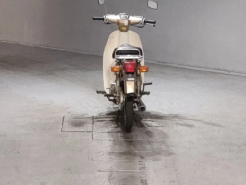 Honda Super Cub, золотистый, фото 4