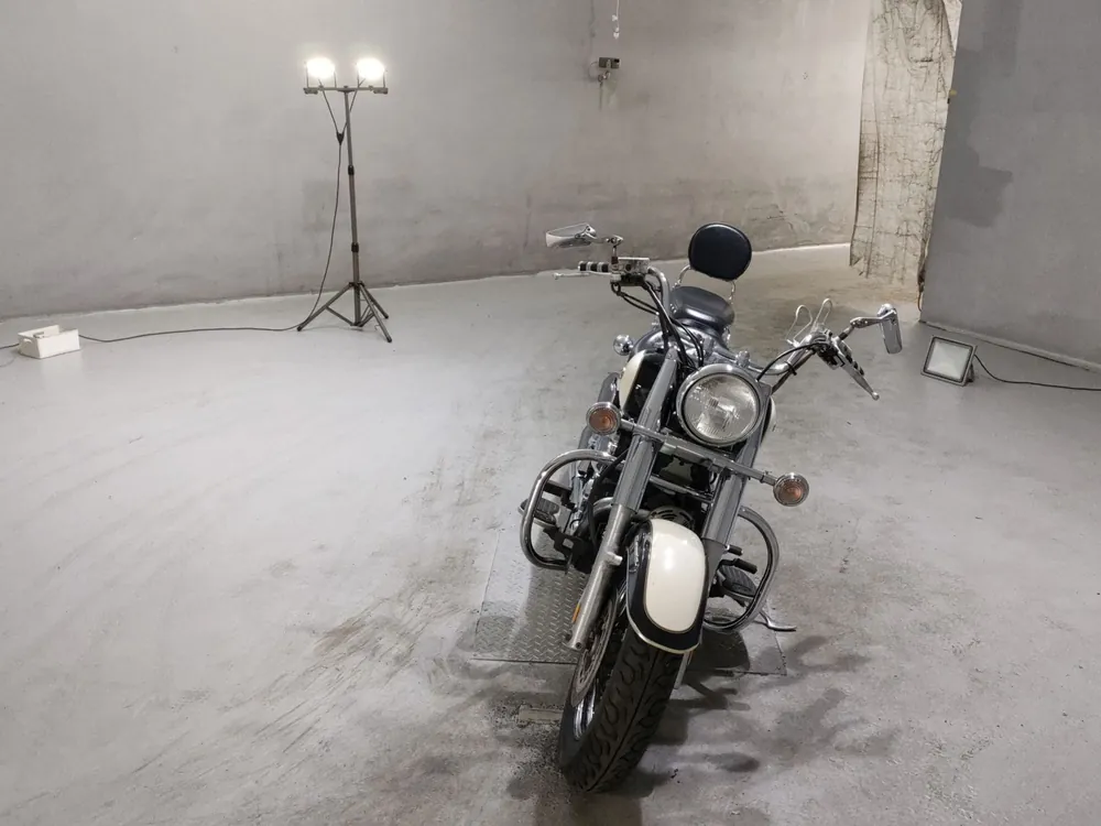 Yamaha Drag Star 400 Classic 2006, white/black, фото 3