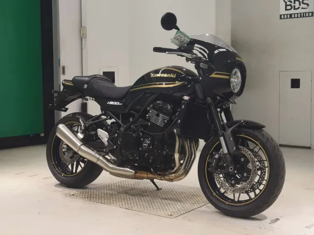 Kawasaki Z900RS 2023, black | gold, фото 3
