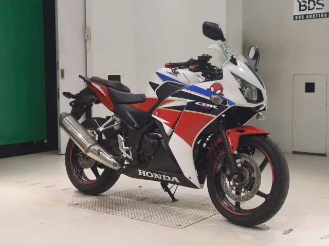 Honda CBR250R MC41, white | red | blue, фото 3