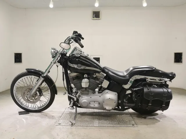 Harley-Davidson FXST1450 2003, чёрный, фото 2