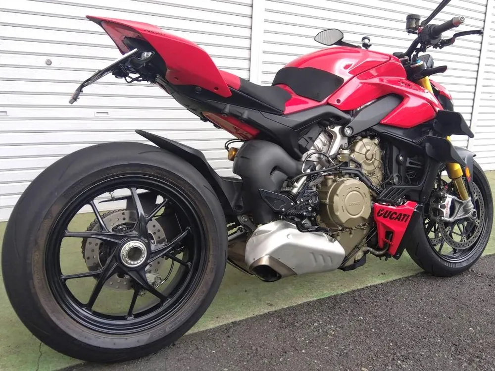 Ducati Streetfighter V4S 2024, фото 4