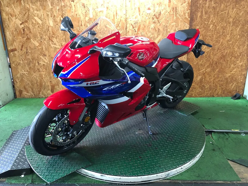 Honda Cbr1000Rr-Rsp 2024, tricolor color, фото 3