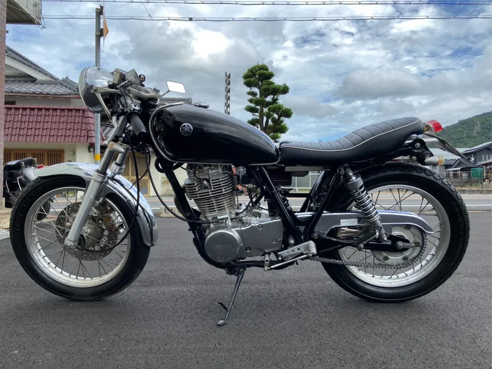 Yamaha SR400, чёрный, фото 2