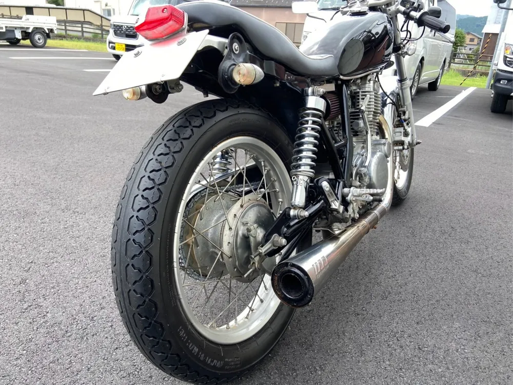 Yamaha SR400, чёрный, фото 5