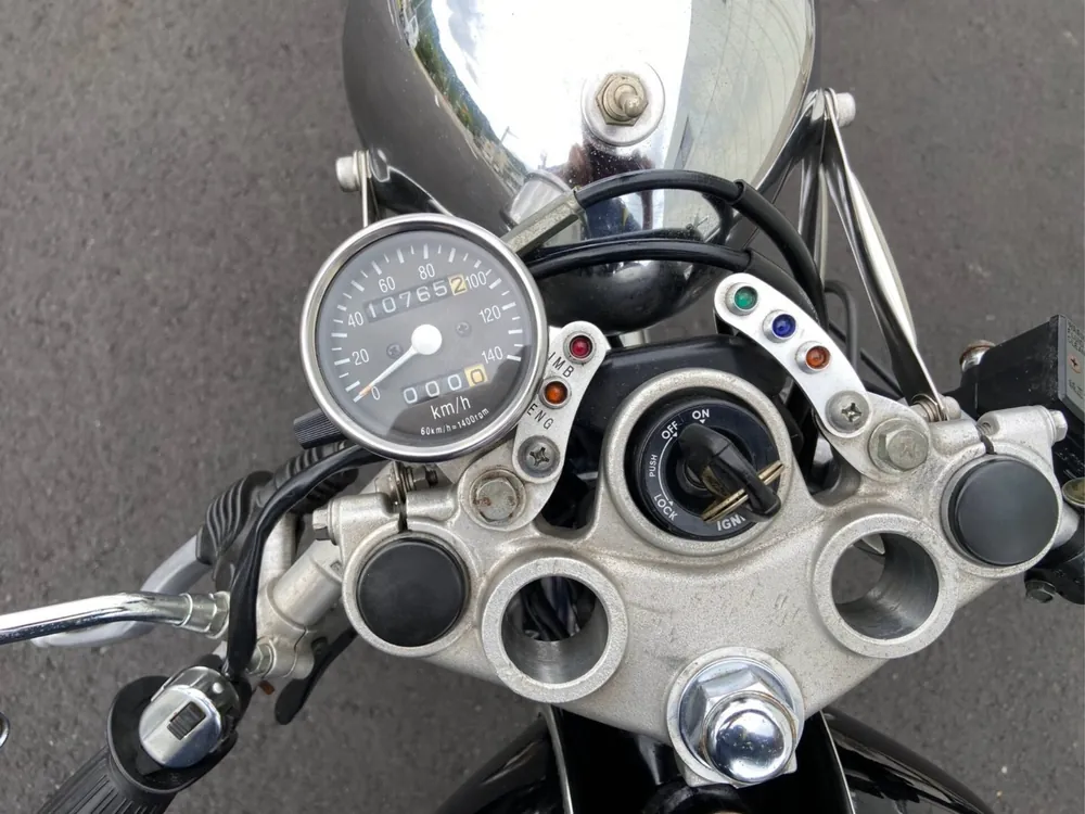 Yamaha SR400, чёрный, фото 9