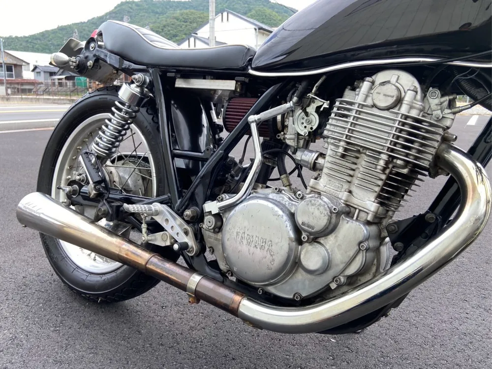 Yamaha SR400, чёрный, фото 10