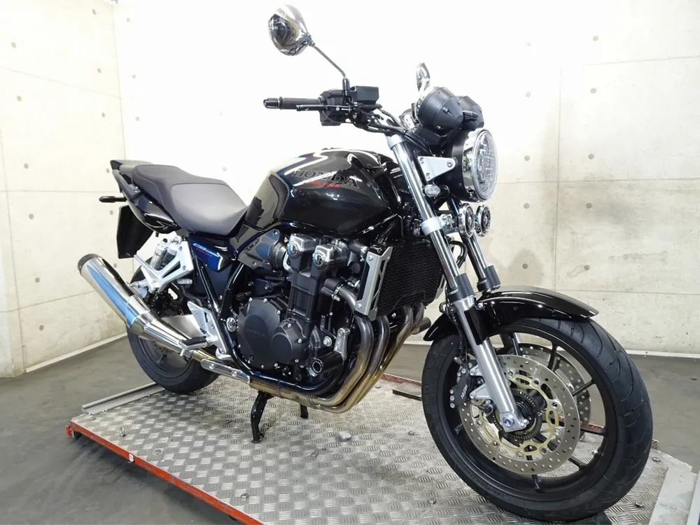 Honda CB1300 2025, black/gray, фото 8