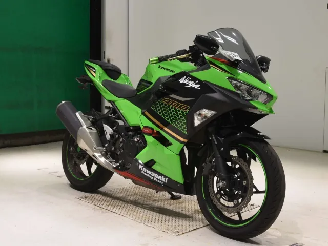 Kawasaki Ninja 400 2020, black | green, фото 3