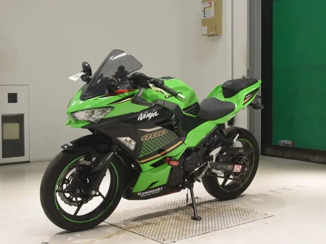 Kawasaki Ninja 400 2020, black | green, фото 4