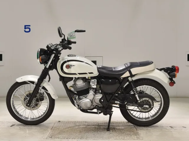 Kawasaki W230, белый, фото 2