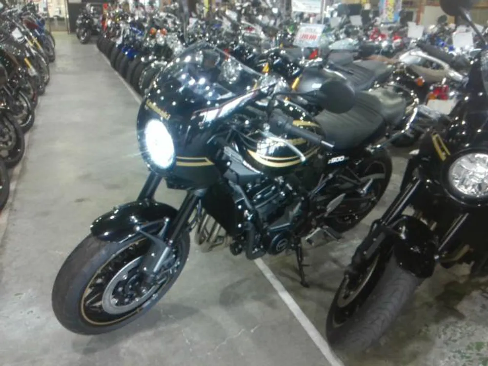 Kawasaki Z900RS 2024, чёрный, фото 5