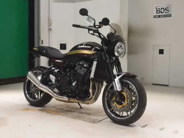 Kawasaki Z900RS 2024, light brown, фото 3