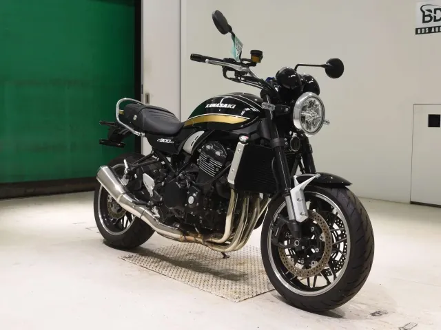 Kawasaki Z900RS 2022, black | gold, фото 3