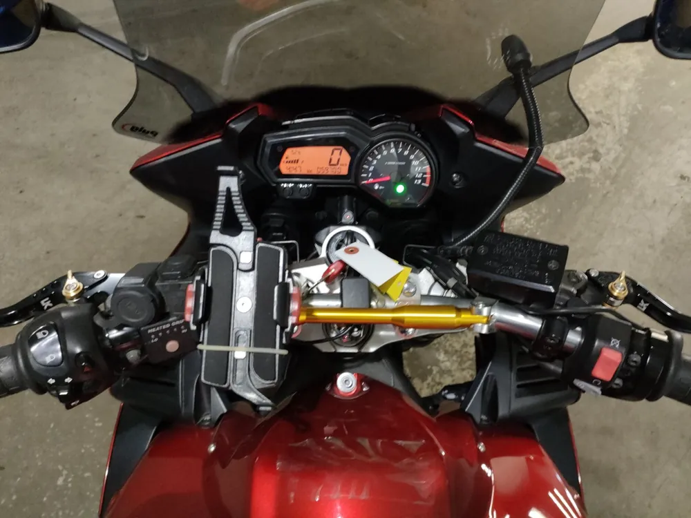 Yamaha FZ1 2013, silver / red, фото 5