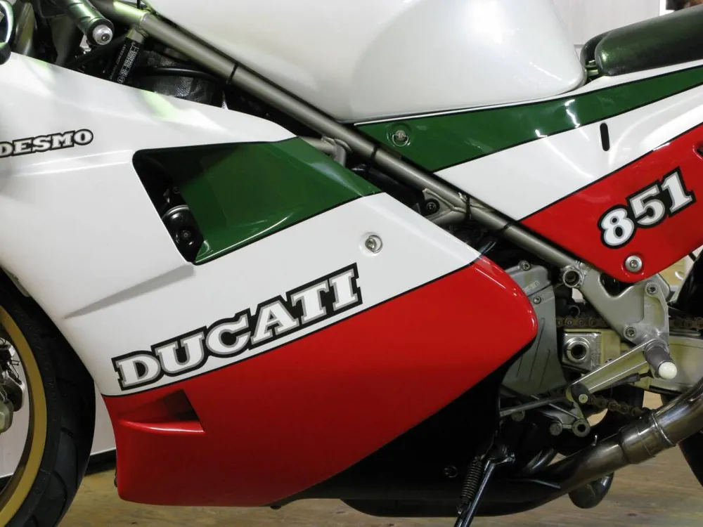 Ducati 851 Strada 1989, фото 9