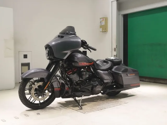 Harley-Davidson FLHXSE1920CVO 2020, black | gunmetal, фото 4