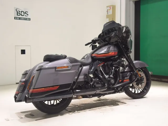 Harley-Davidson FLHXSE1920CVO 2020, black | gunmetal, фото 5
