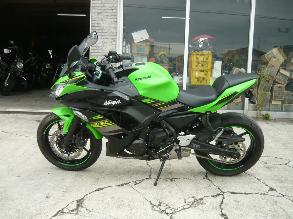 Kawasaki Ninja650A 2019, чёрный, lime, фото 2
